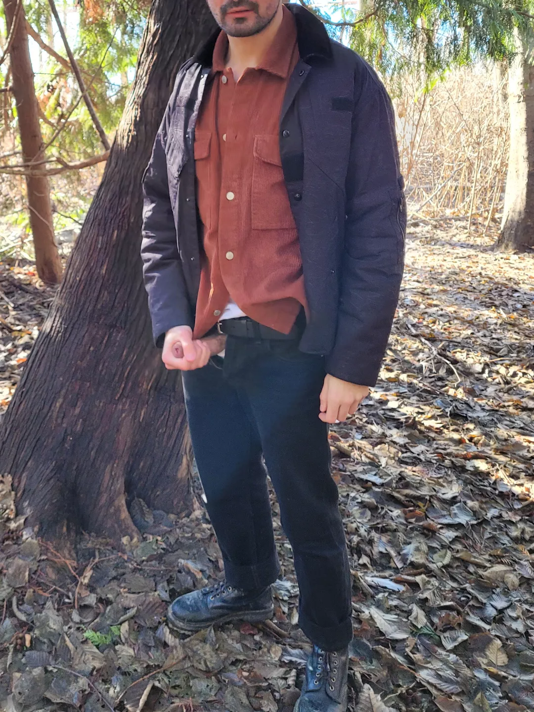 jerking off at a park 😇