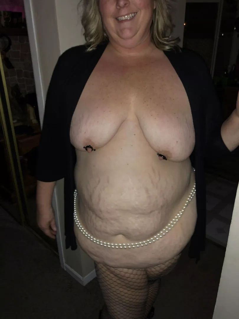Jerking to my pics? Let me know please