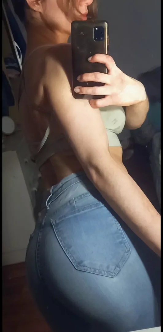 join me and see me naked 🍑 link in comments😘