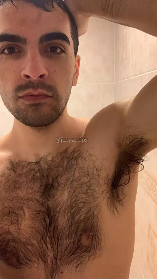 Join me in the shower? 🚿