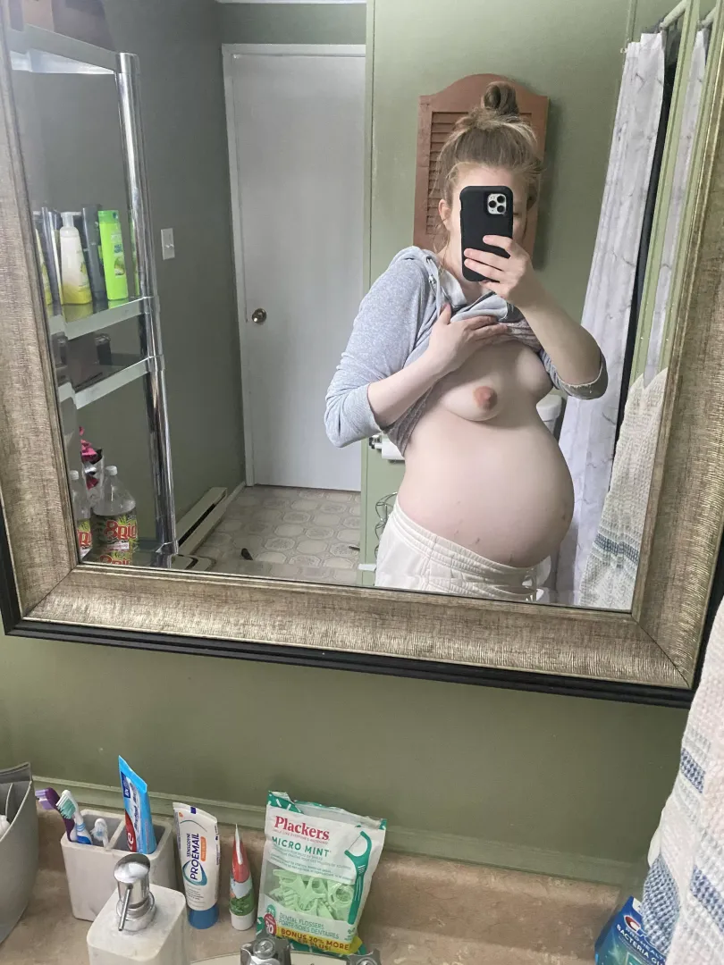 Just a cute lil bump