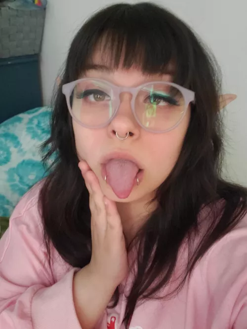 Just a dumb little elf