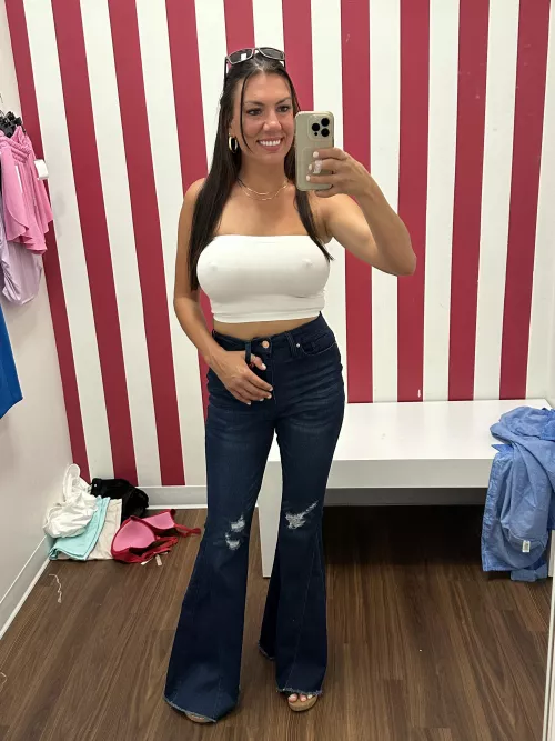 Just a slightly teasing changing room selfie