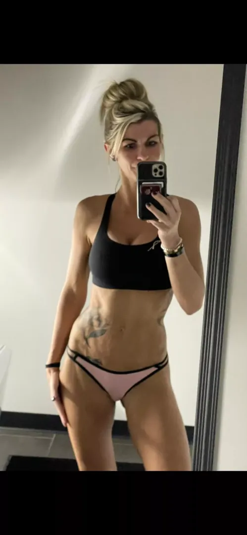 Just a Small Town MILF causing trouble on Workout Wednesday!