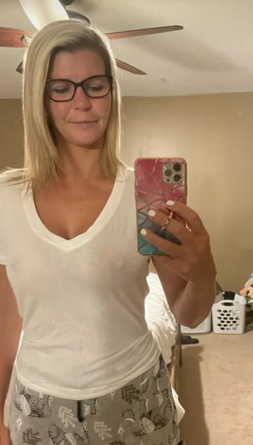 Just an average stay at home mom going to clean the house today……