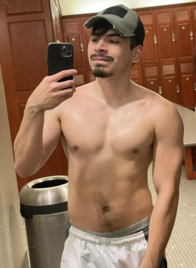Just did two hours of yoga, time to play Amogus Vr😎🇲🇽💪🏼