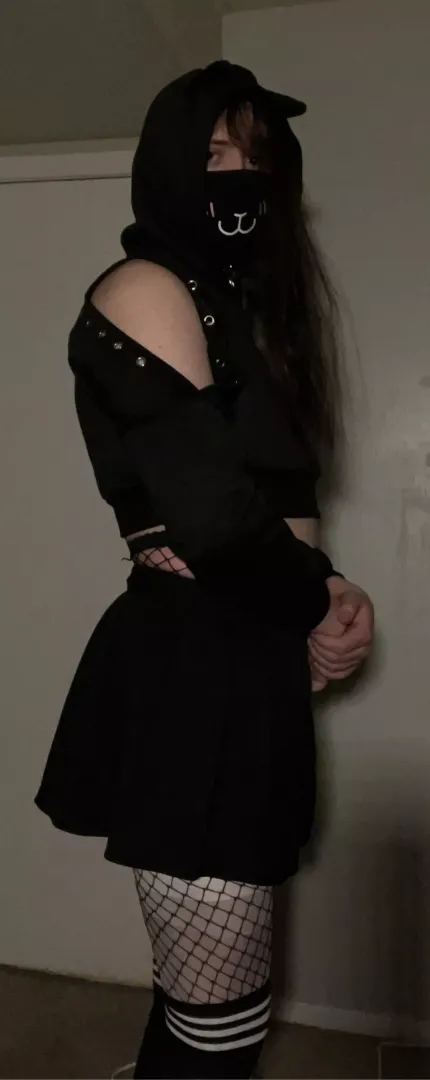 Just felt like dressing up, still working on makeup though