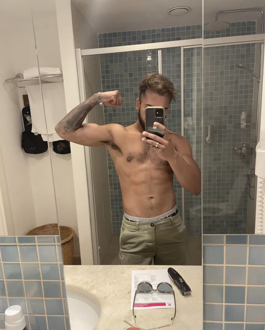 Just flexing