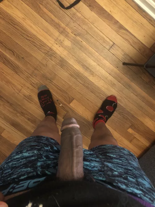 Just got home. Someone make me hard. Gf ain’t helpin 🤷‍♂️