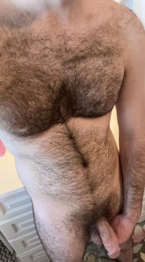 Just got out of the shower, hanging loosely 🍆