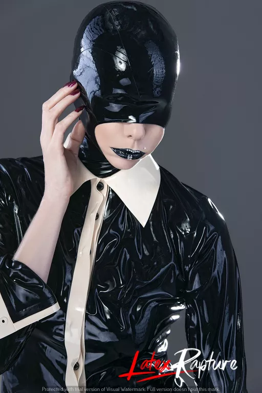 Just love how latex fits on this tight body of mine