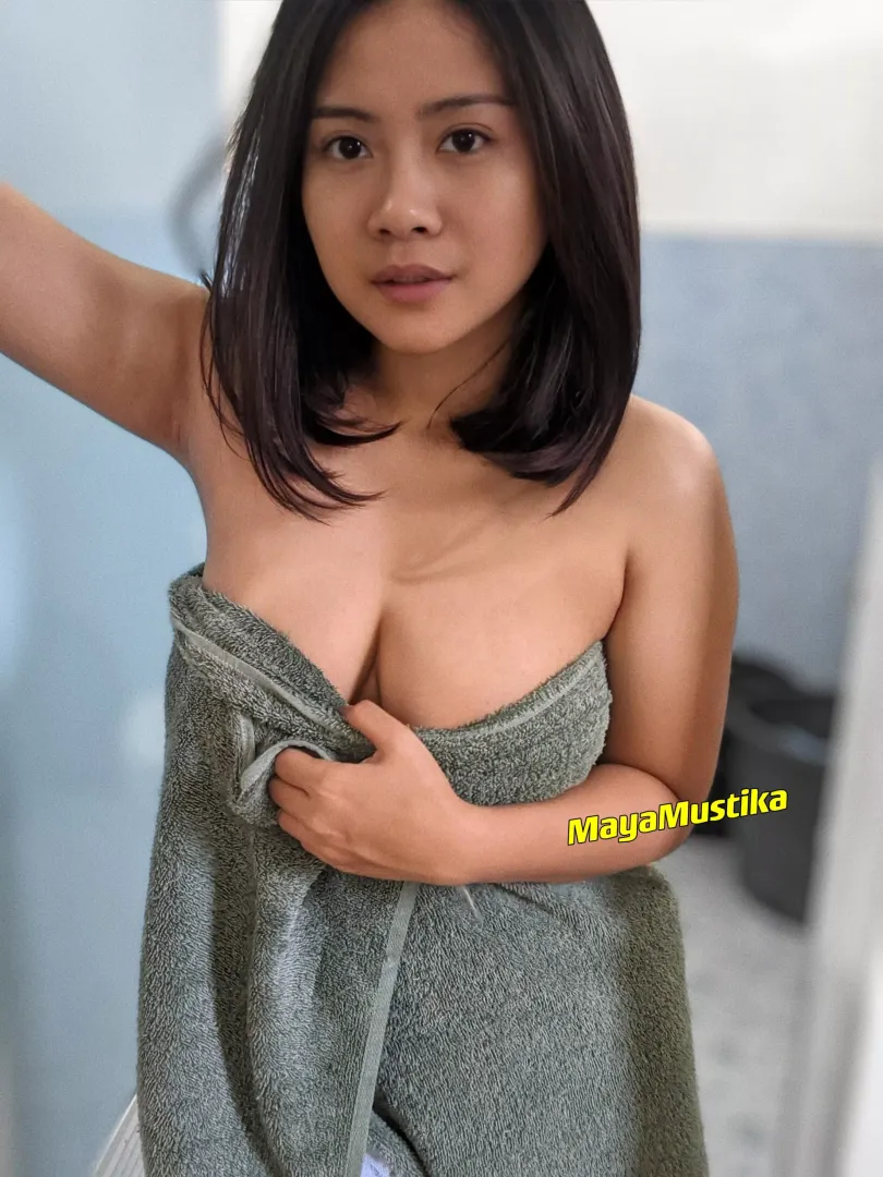 Just me in towel [f]