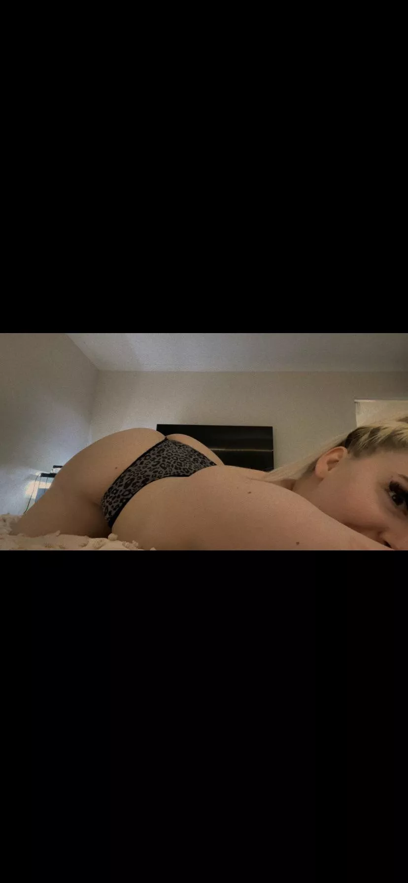 Just patiently waiting for you to come get behind me