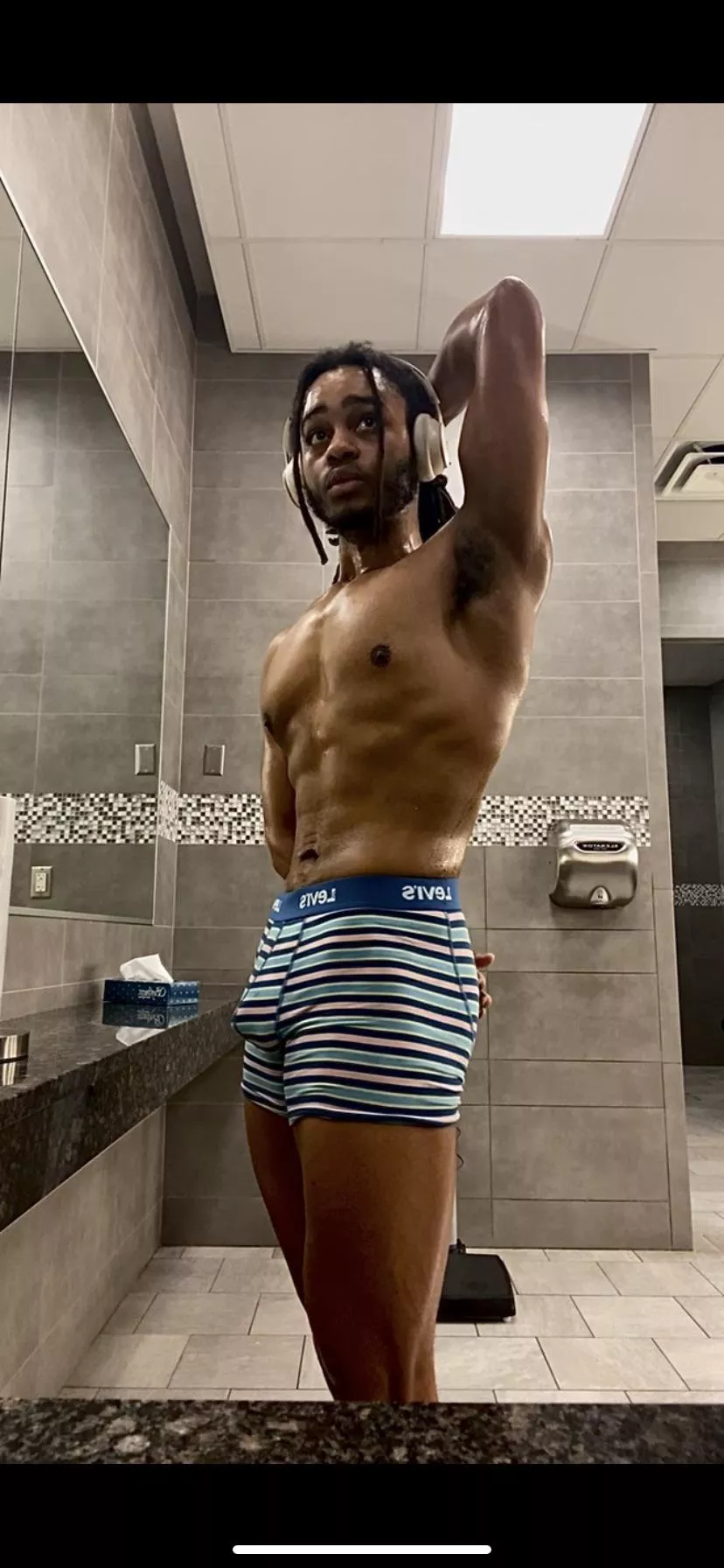 Just some locker room posing ;)