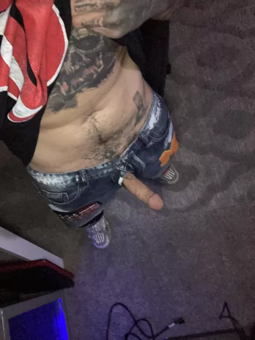 Just wanted to expose myself online 😏