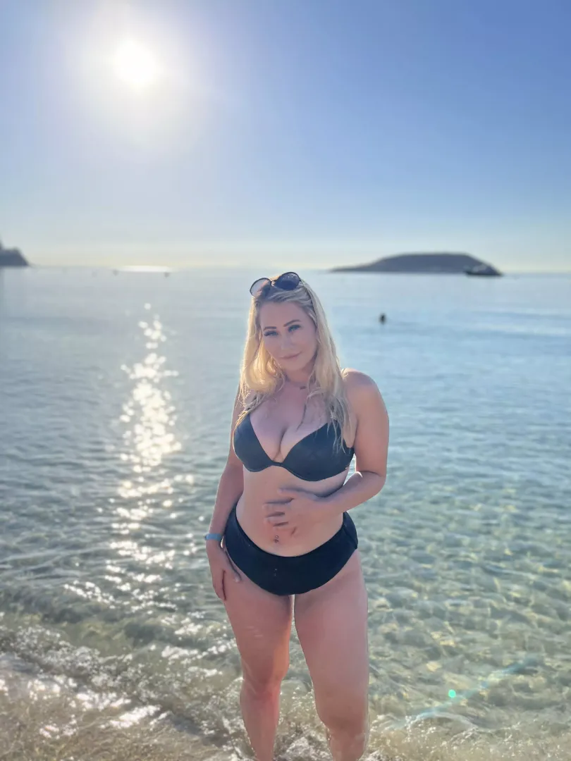 just your typical blonde in a bikini