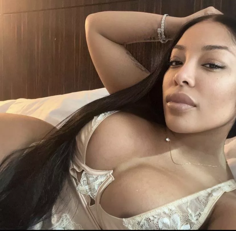 K michelle ig nip slip