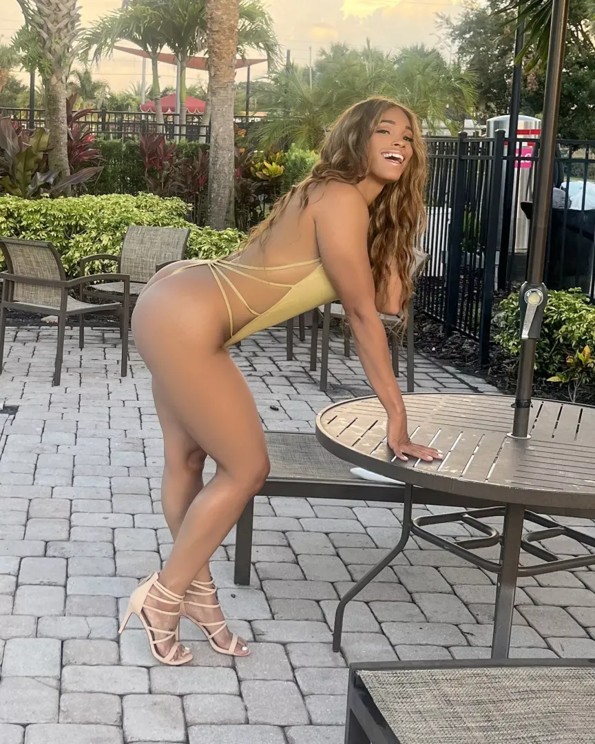 Kaci Lennox