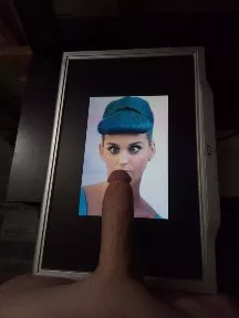 Katy Perry Crosseyed