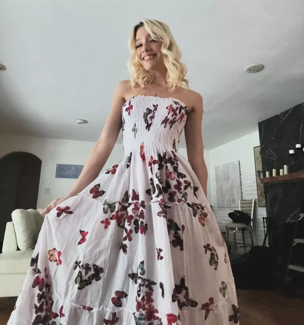 Kenna James