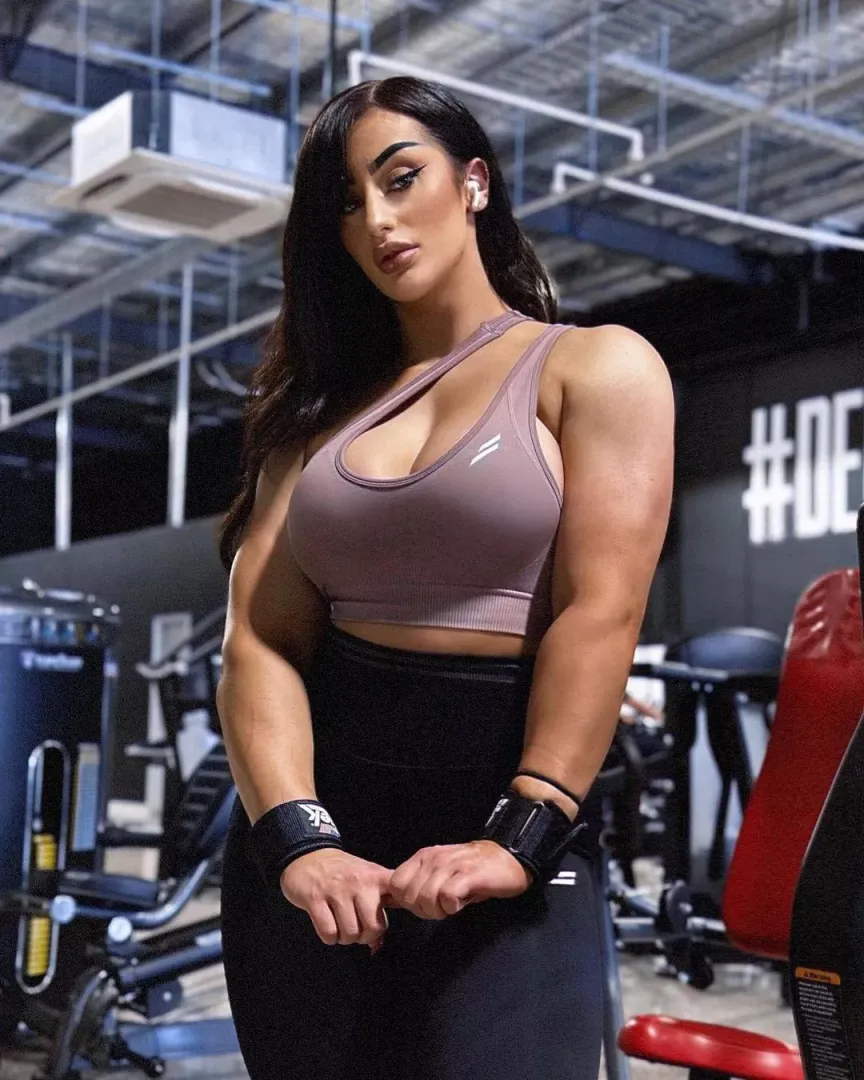 Kiki Vhyce