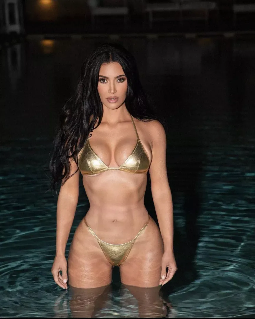 Kimberly Noel Kardashian. Speaks for itself 🤤