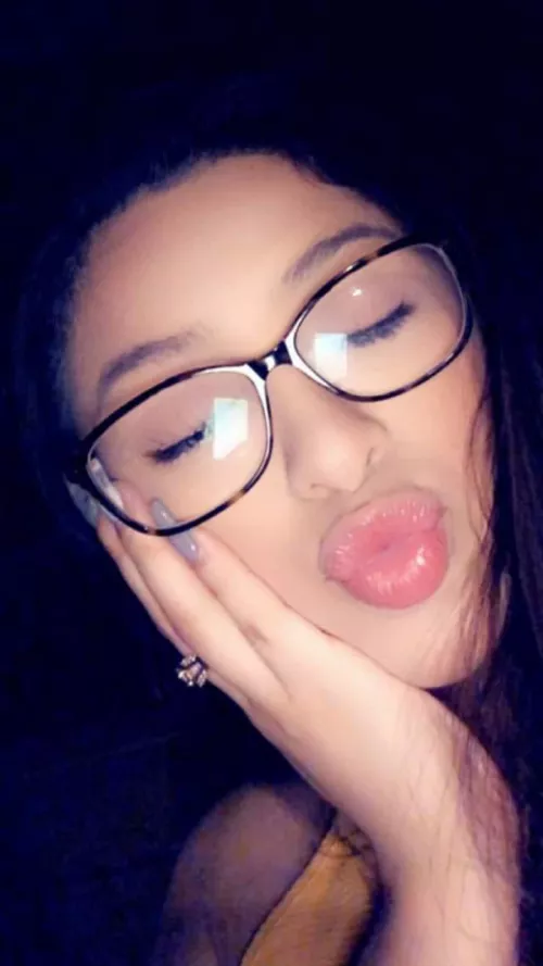 Kimberly puckers