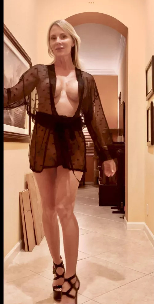Kimono and heels