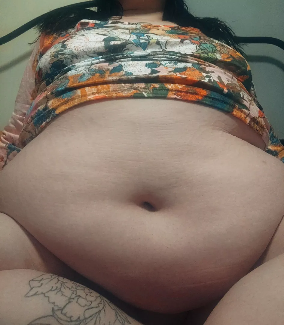 Kiss my fully belly 🥵✨