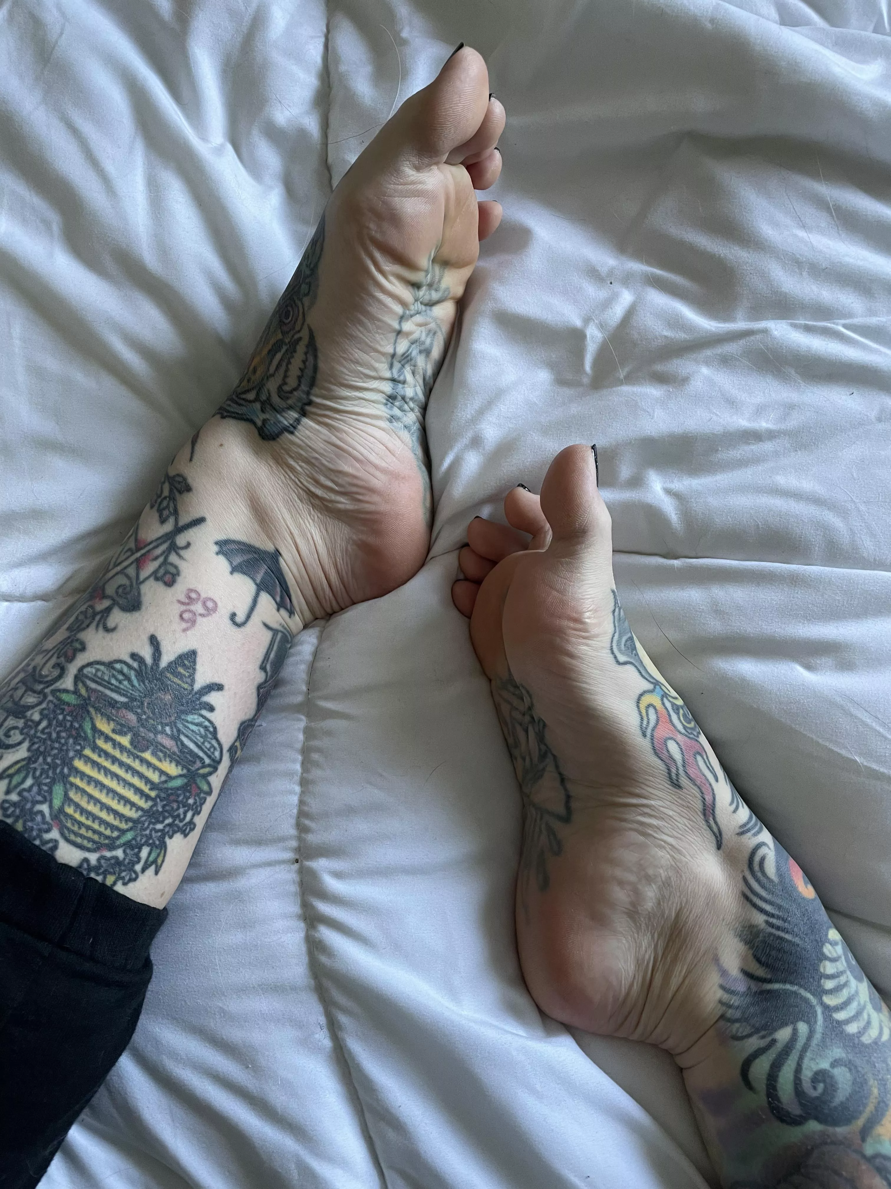 Kiss my wrinkly soles ❤️