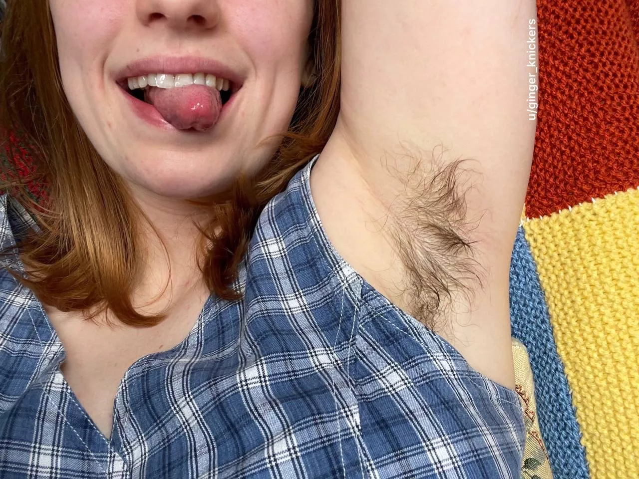 Kiss or sniff?