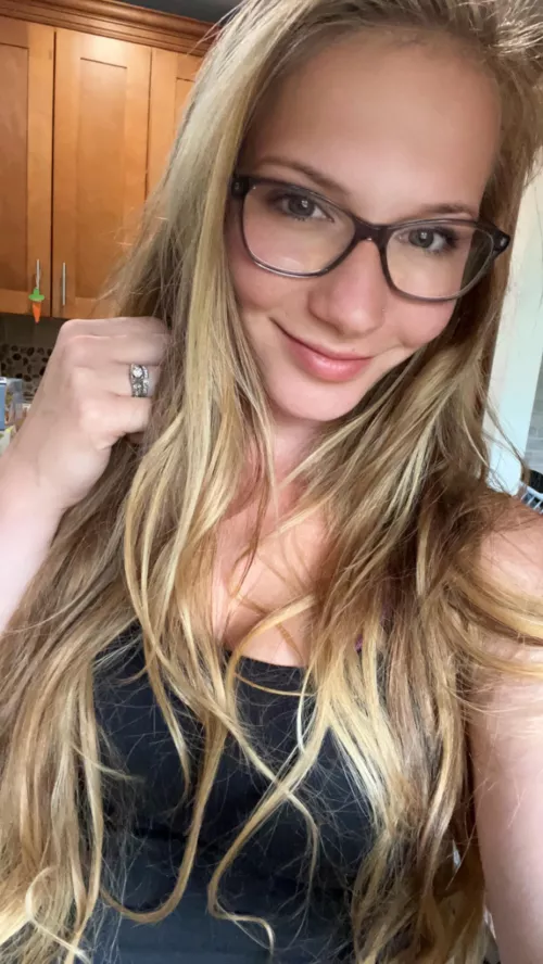 Kitchen selfies