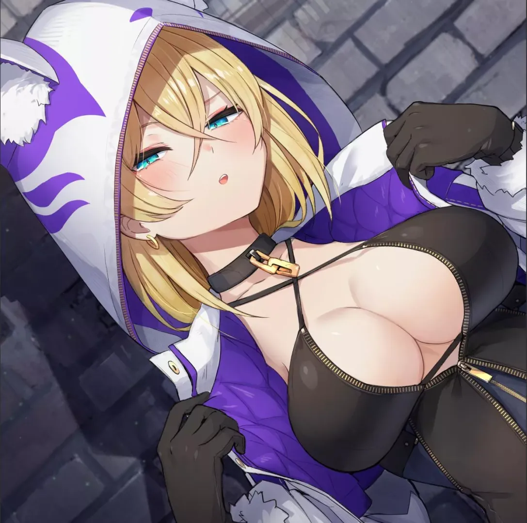 Kitsu Hoodie 