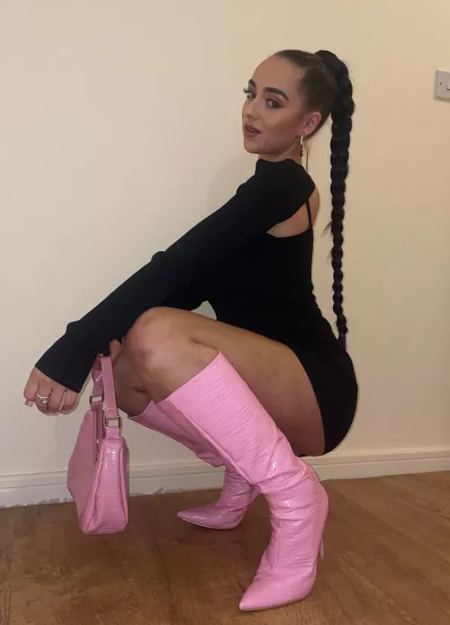 Knee highs 🫶🏼💗