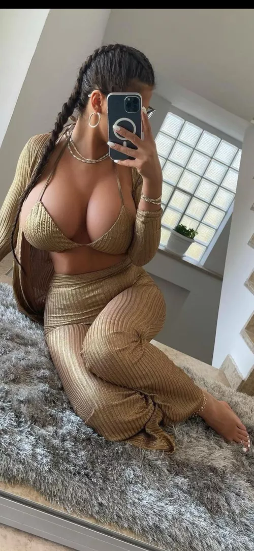 Knit top