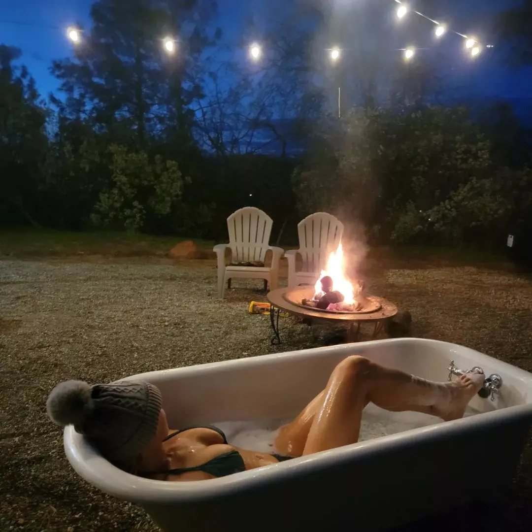 Lacey Evans