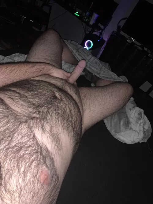 Ladies HMU 😌