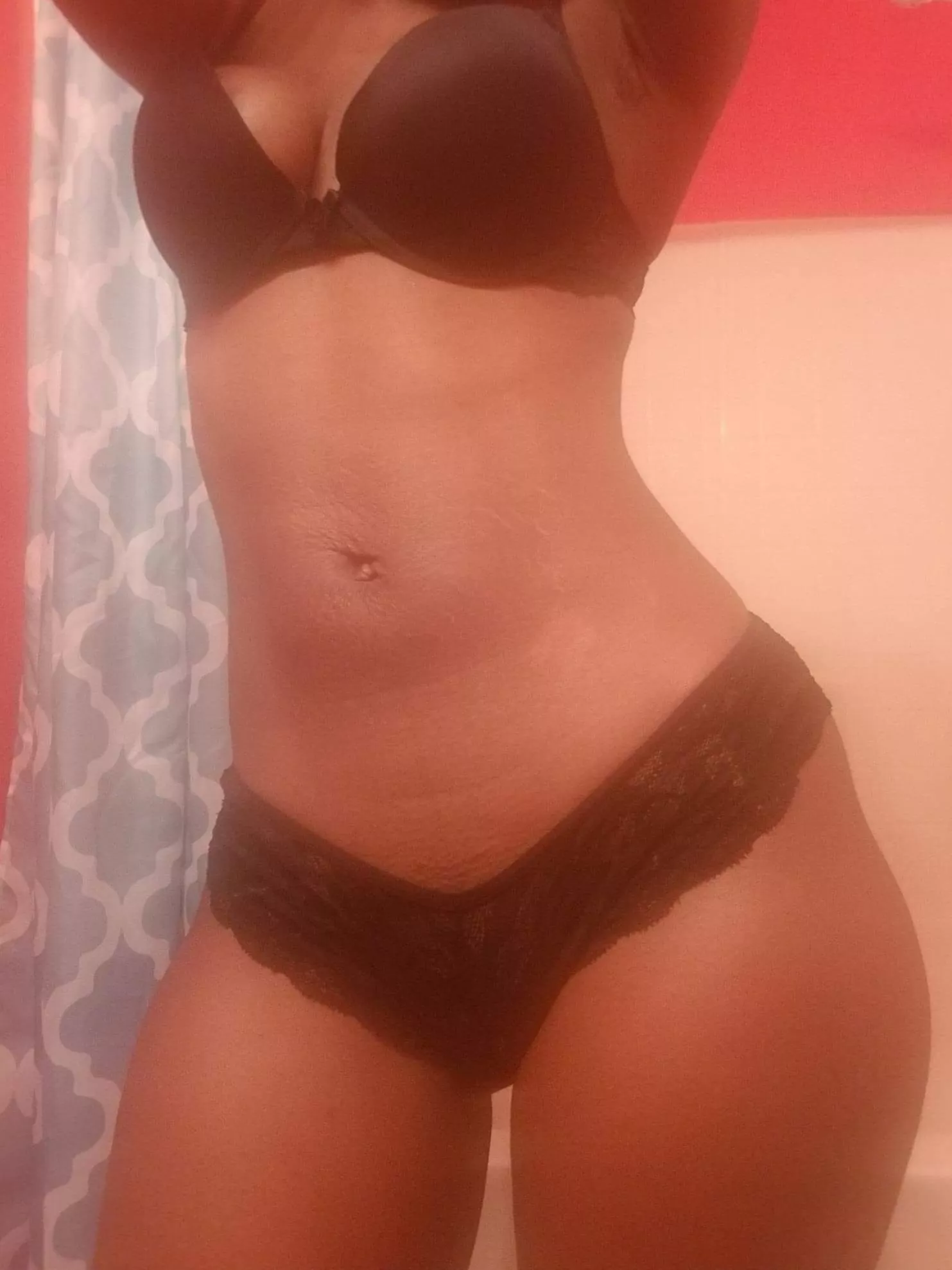 Ladies, I want your hands all on my curves. We're in SC and we want you!