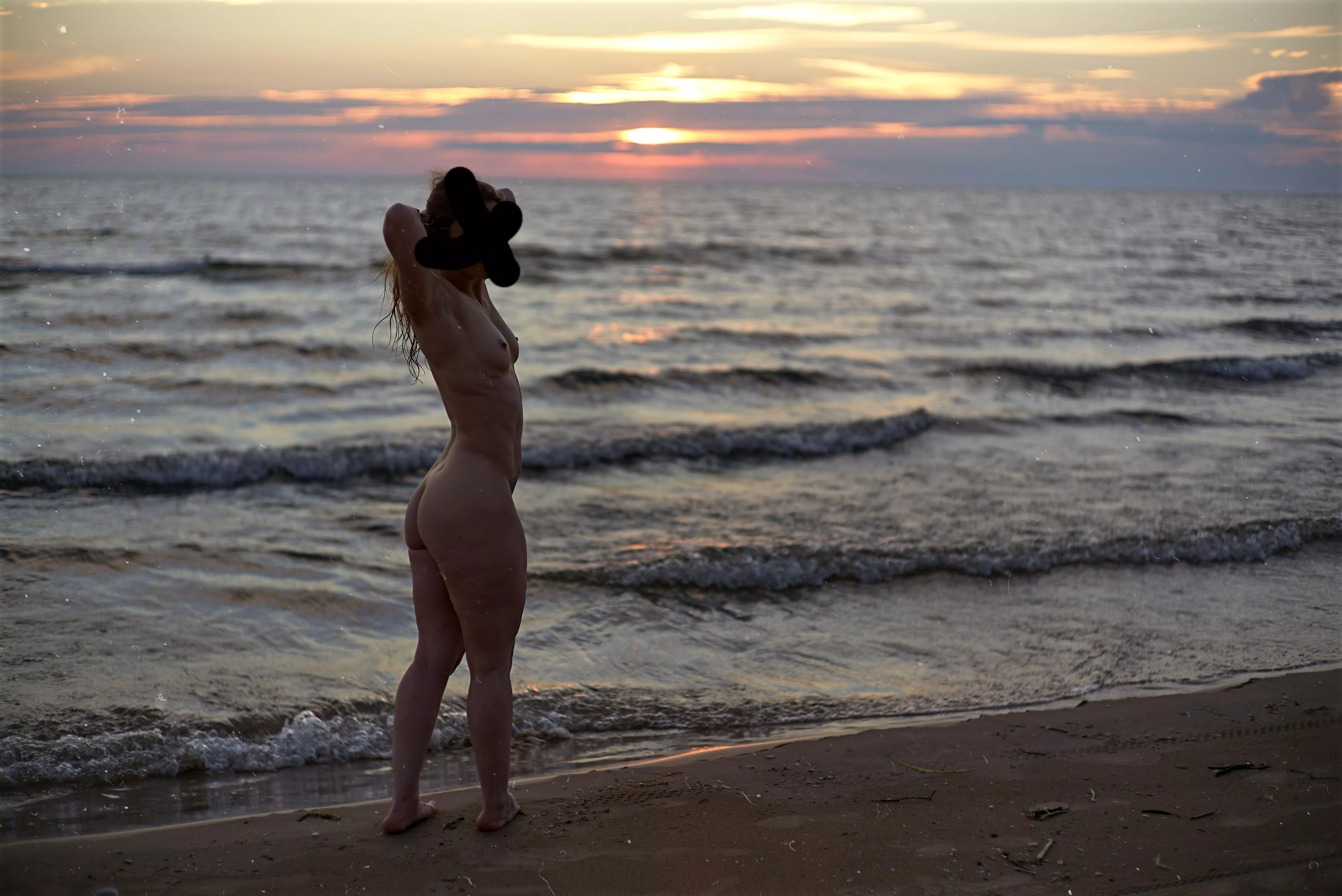 Lake Ontario Sunsets. We have been spending an immense amount of time at Lakeview WMA, just adjacent to Southwick Beach state park. Since moving back to NY from Portland OR, where most of our time was spent at Collins beach and Rooster Rock state park, t