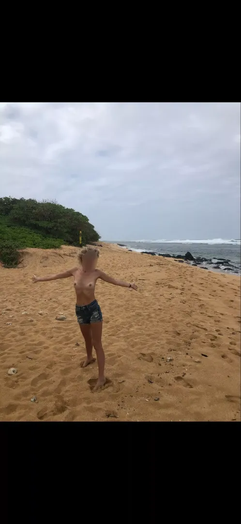 Larsens Beach Kauai 2022