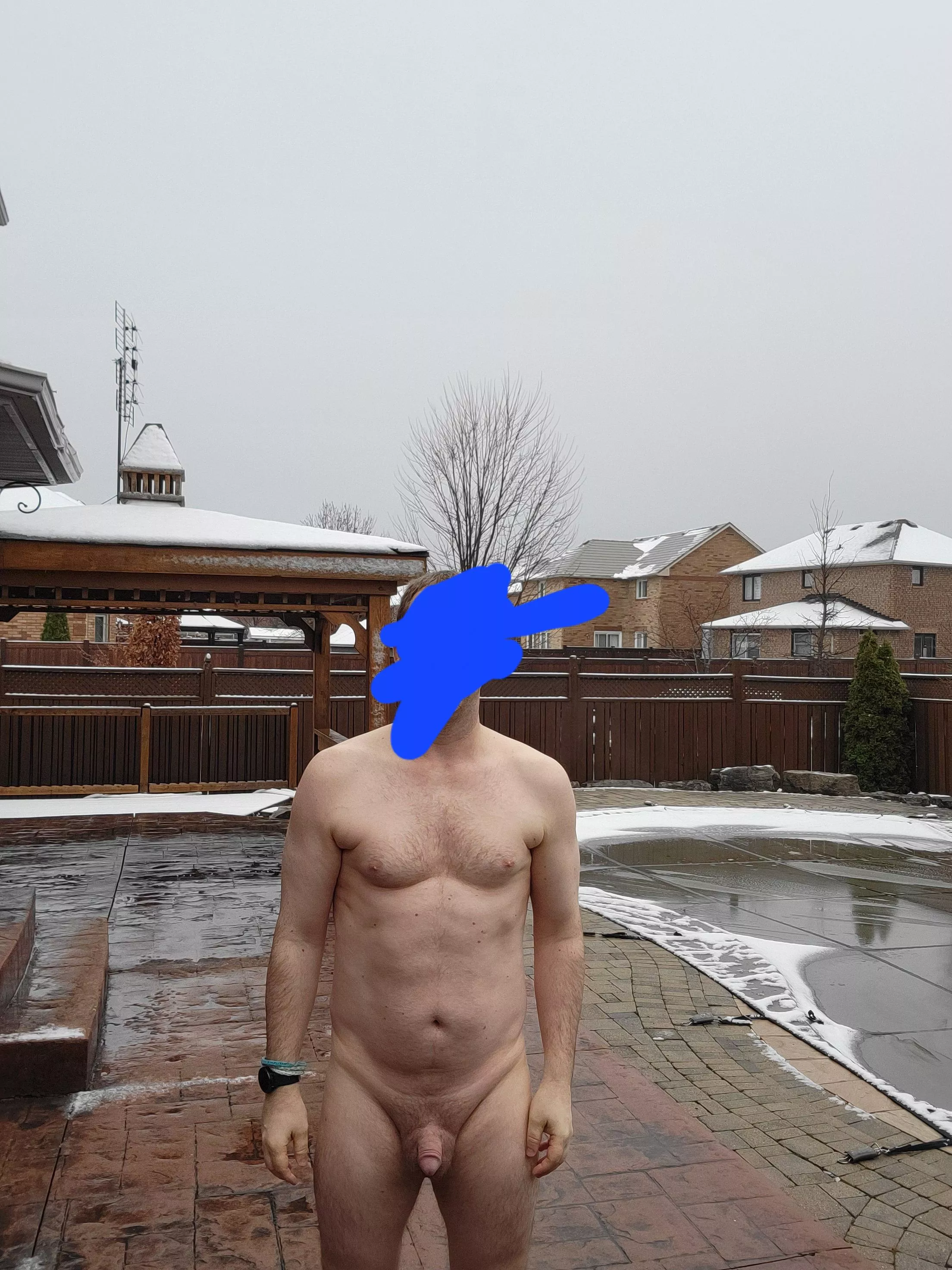 Last snowfall nude, ready for su(m)mer