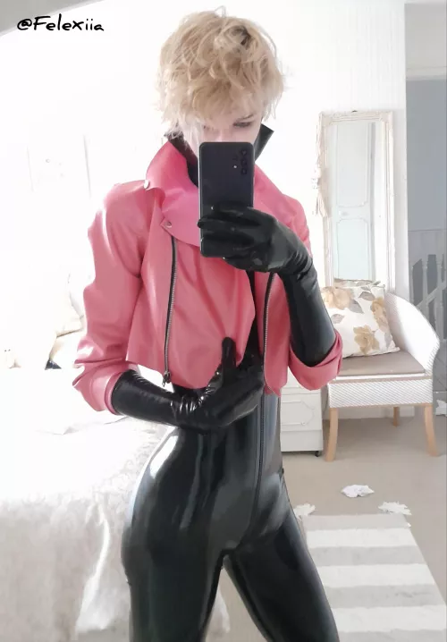 Latex biker 😎