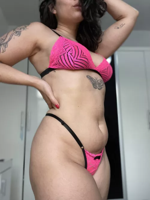 Latinas curves