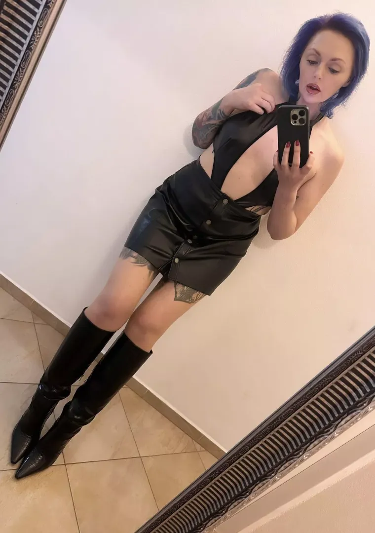 Leather, leather and leather