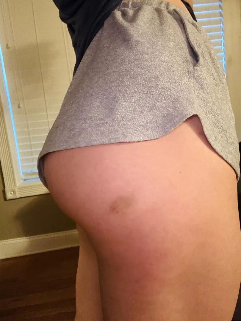 Leave me bruised and wanting more 😏