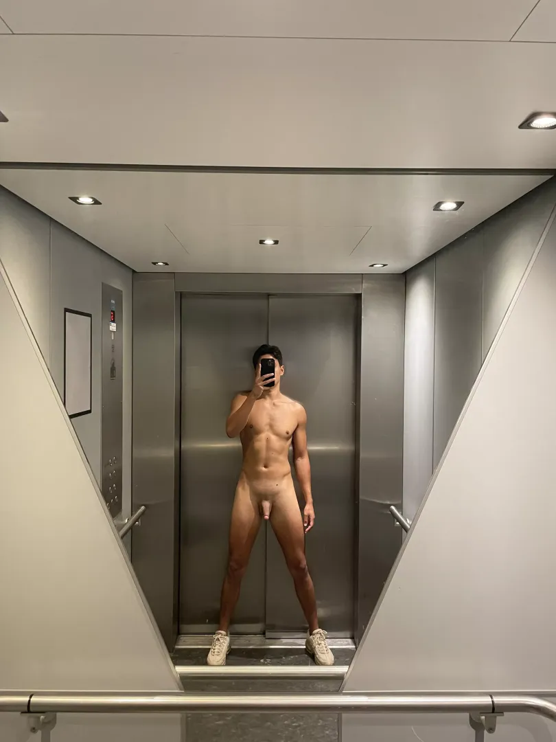 Left my clothes outside the elevator