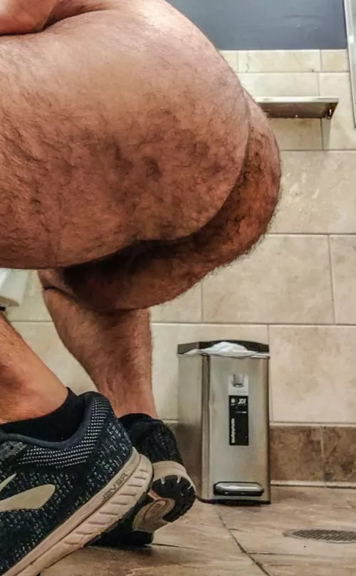 Leg day at the gym. Checking to see if the squats are working. 