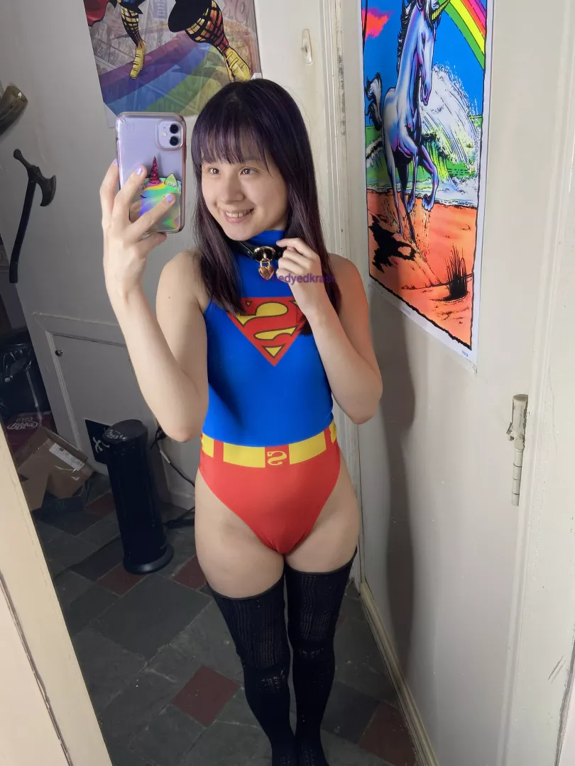 legal supergirl here