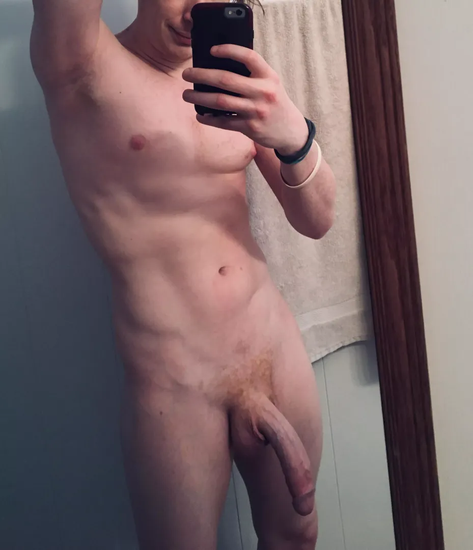 Let it slide down your throat before you start sucking 🍆