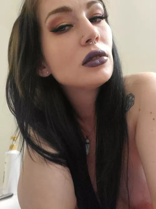 Let me leave a black ring around your cock